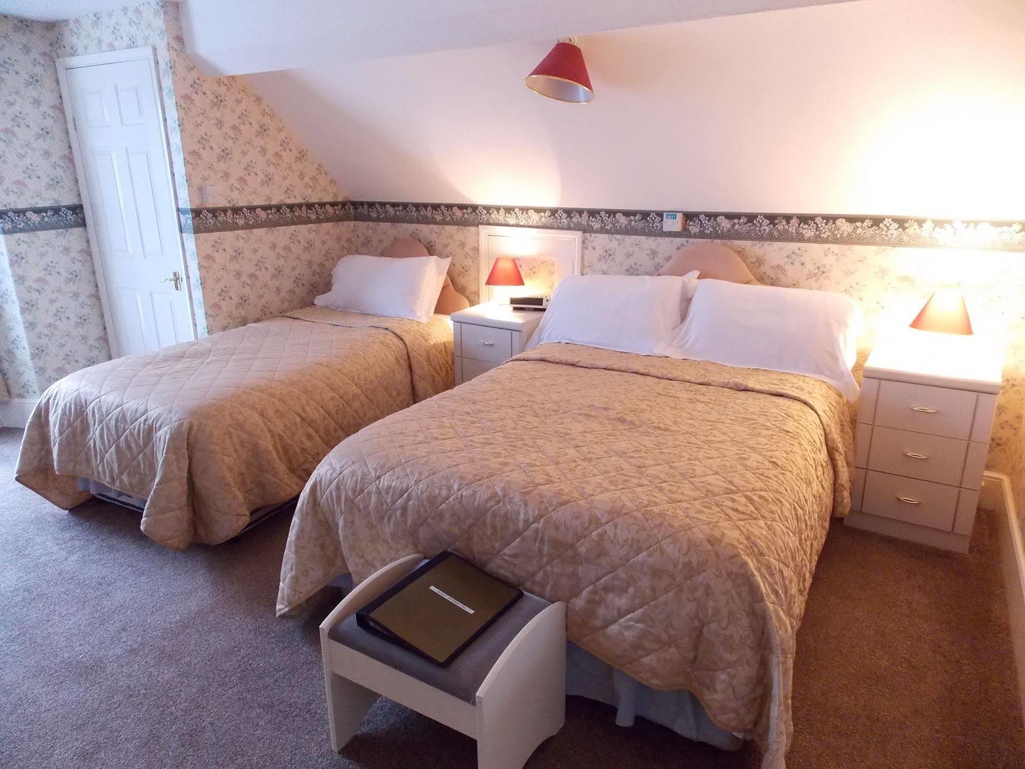 The Darnley Hotel Илфракомб Екстериор снимка