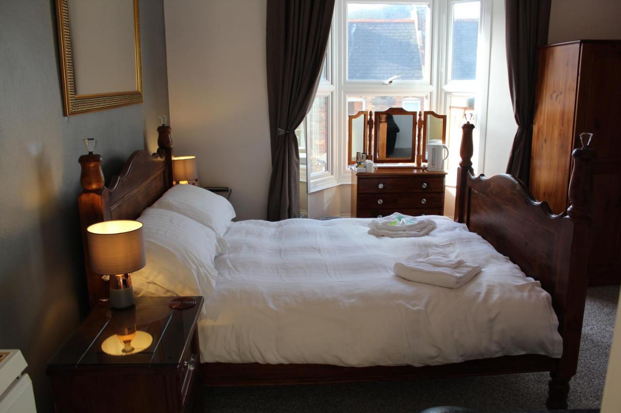 The Darnley Hotel Илфракомб Екстериор снимка